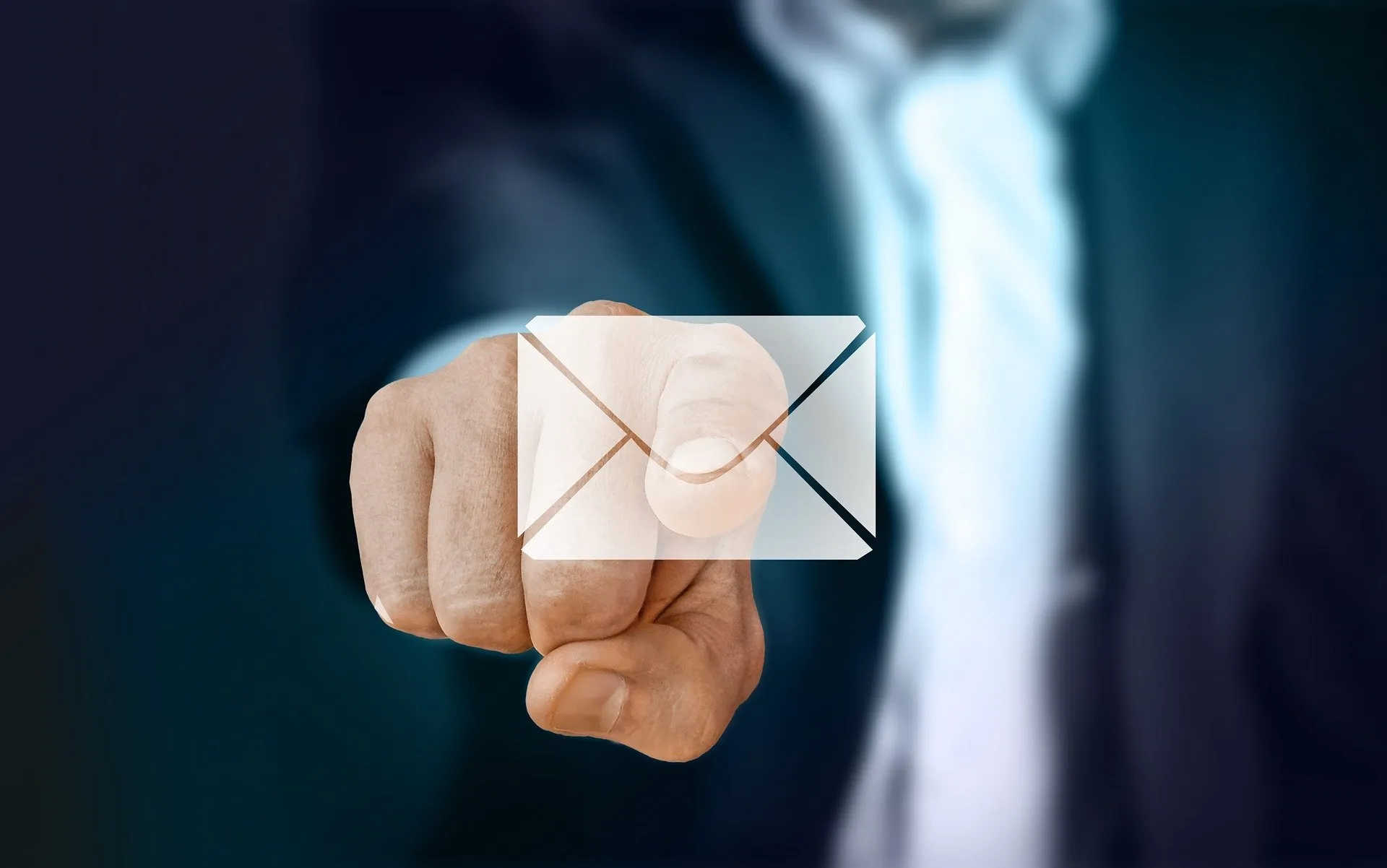 Gestión Documental: Eficiencia en los Correos Electrónicos de Empresa